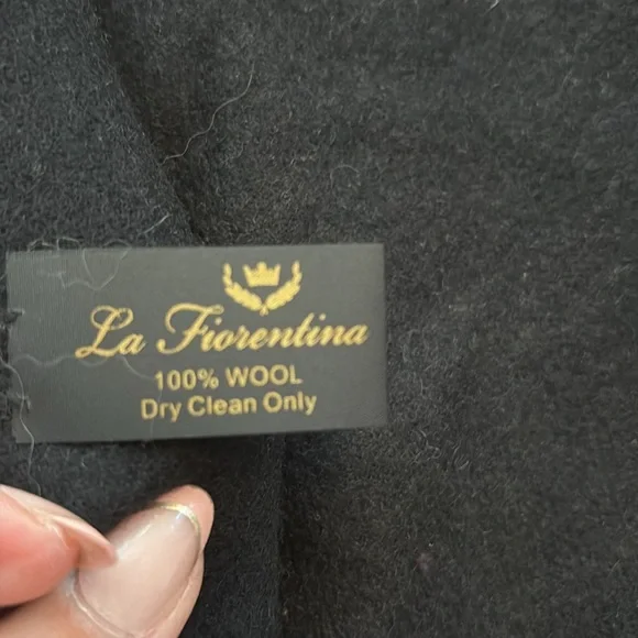 LA Fiorentina NEIMAN Marcus Genuine Fur wool wrap shawl scarf black purple rare - Picture 12 of 14